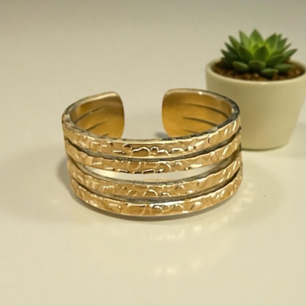 ✅NEW✅ 18K Gold Plated Stainless Steel 4 Band Adjustable Waterdrops Ring